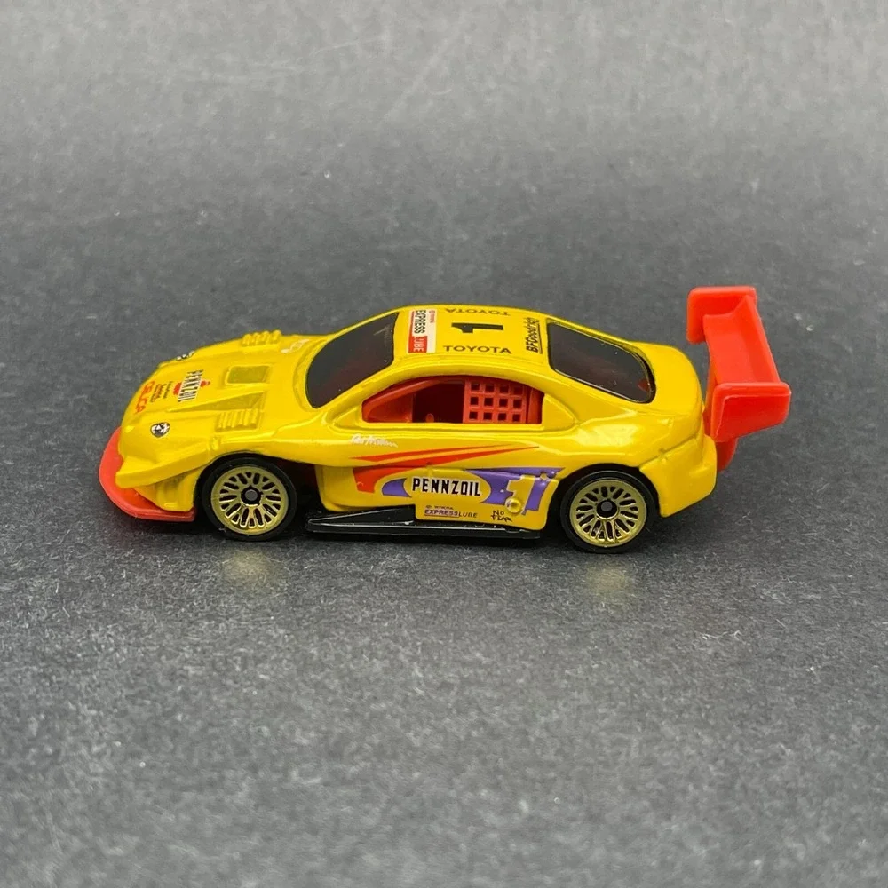 Hot Wheels Pennzoil #1 Toyota Pikes Peak‎ Celica Race Car Yellow Diecast 1/64
